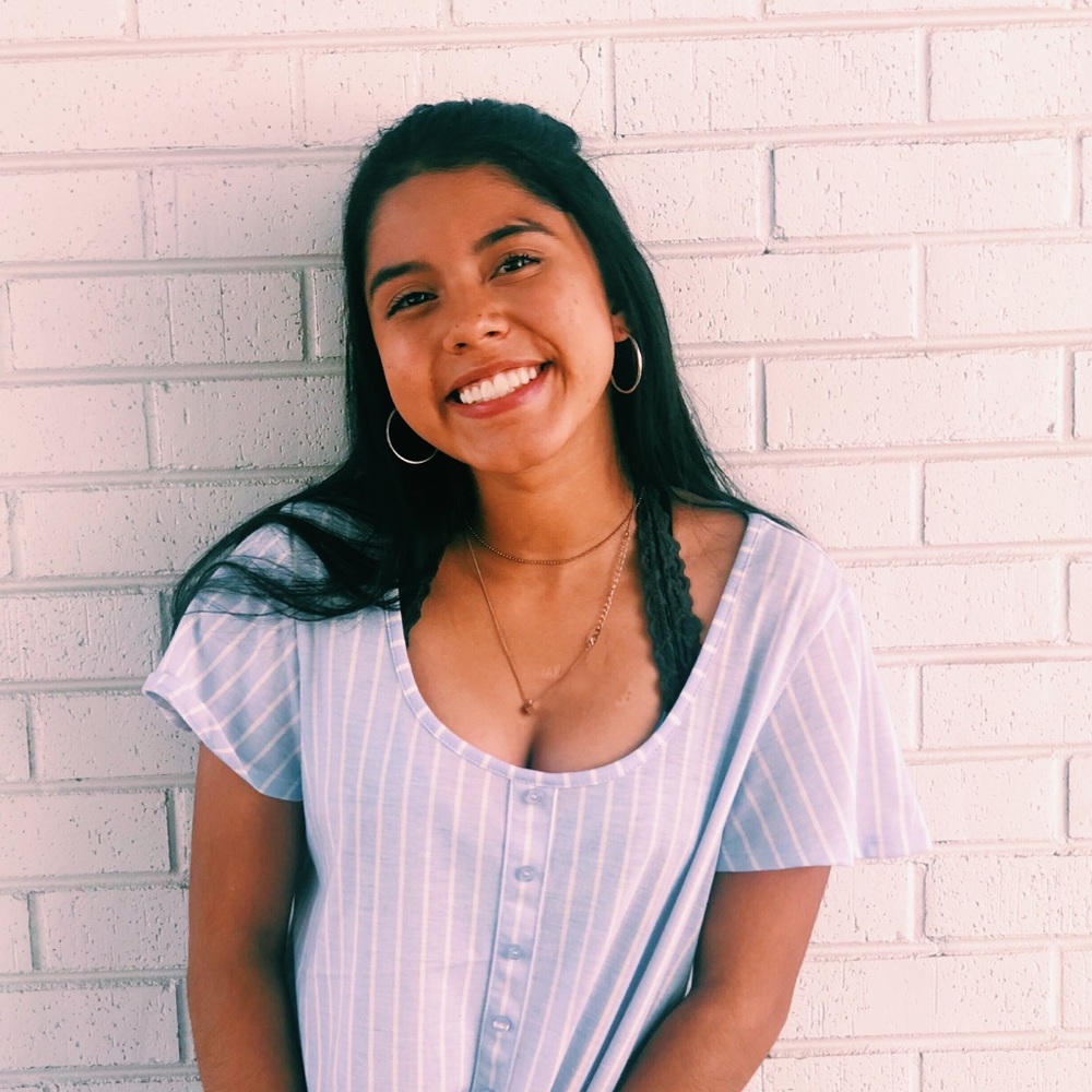 Meet your Posher, Rebeca